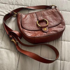 Frye shoulder bag.